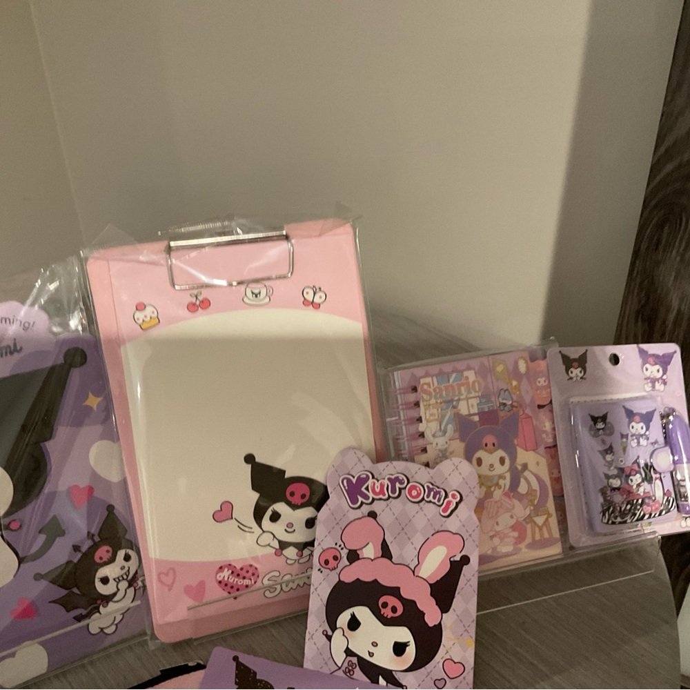 Kuromi 10 Piece Stationery Bundle - Picture 8 of 8